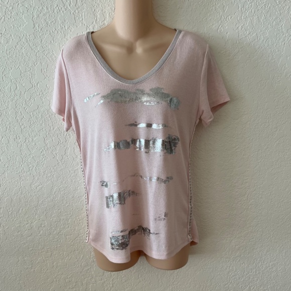 Lovely Made in Italy V-Neck Short Sleeve Low High Hem Pink with Silver Bling Top - Picture 6 of 10